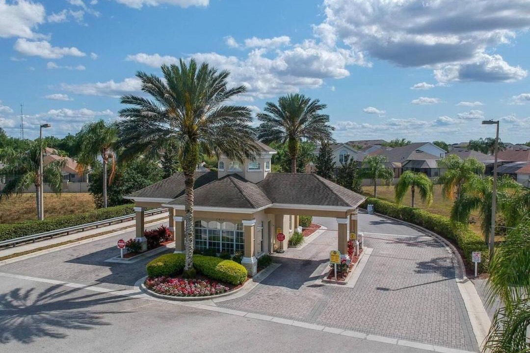 Photo of Others in Windsor Palms