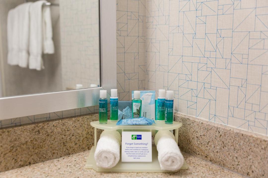 Photo of Bathroom in Airport Road Business Centre