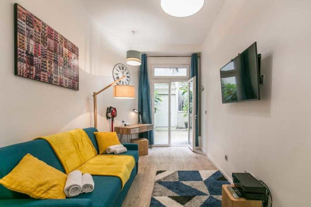Photo of Livingroom in 11th Arrondissement