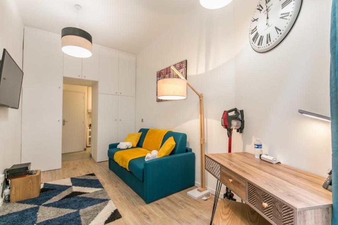 Photo of Livingroom in 11th Arrondissement