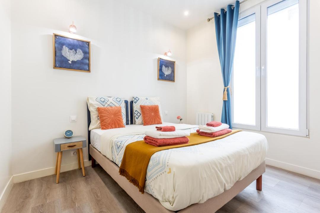 Photo of Bedroom in Les Puces de Saint-Ouen