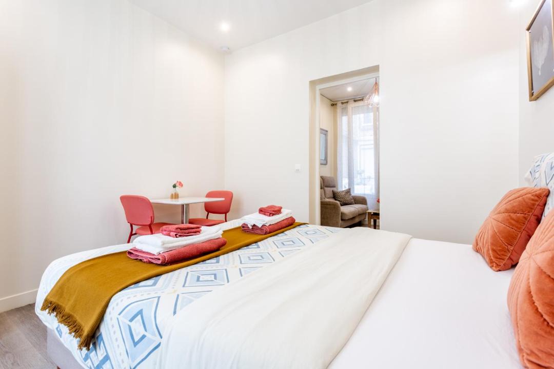 Photo of Bedroom in Les Puces de Saint-Ouen