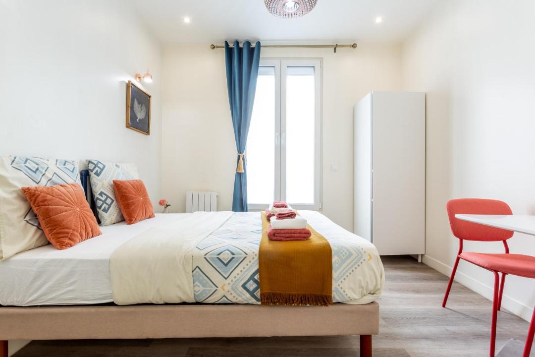 Photo of Bedroom in Les Puces de Saint-Ouen