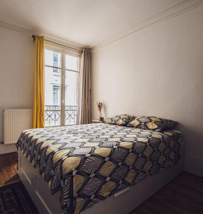 Photo of Bedroom in 18th Arrondissement
