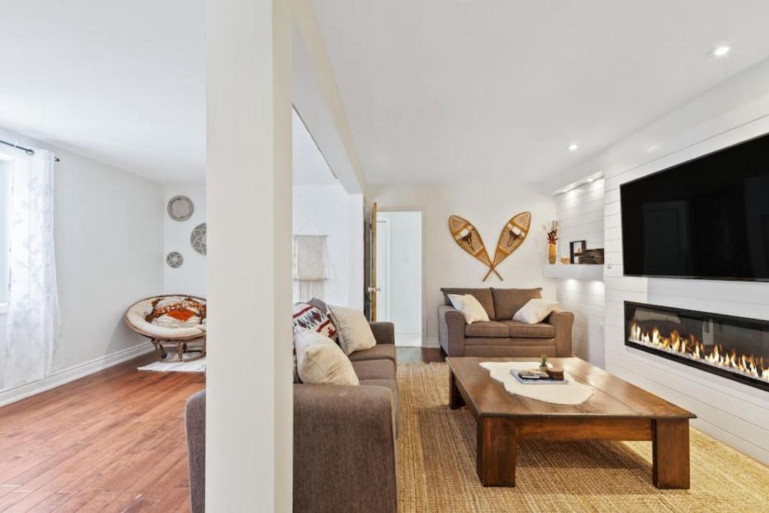 Photo of Livingroom in Swiss Meadows