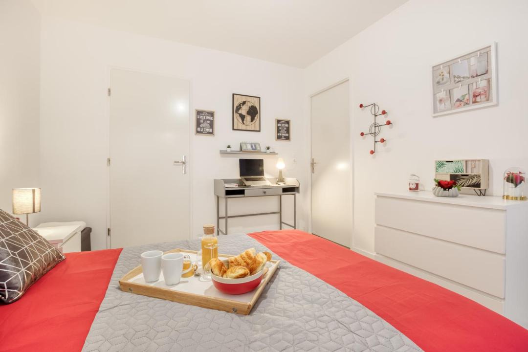 Photo of Bedroom in Bagnolet