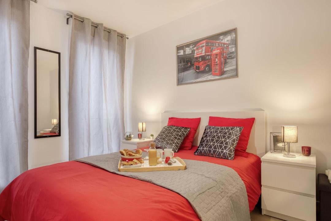 Photo of Bedroom in Bagnolet