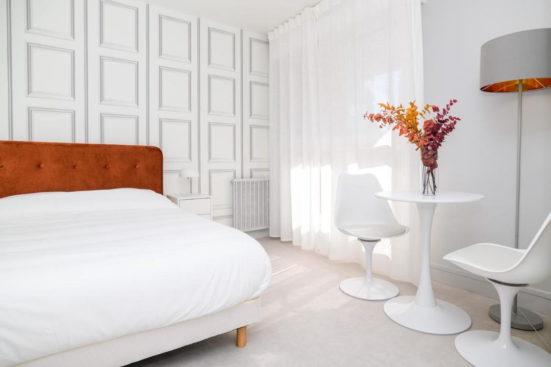 Photo of Bedroom in Front de Lac