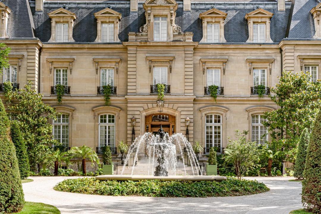 Photo of Others in Porte-Dauphine