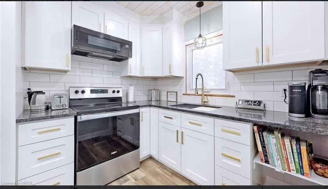 Photo of Kitchen in Kawartha Lakes