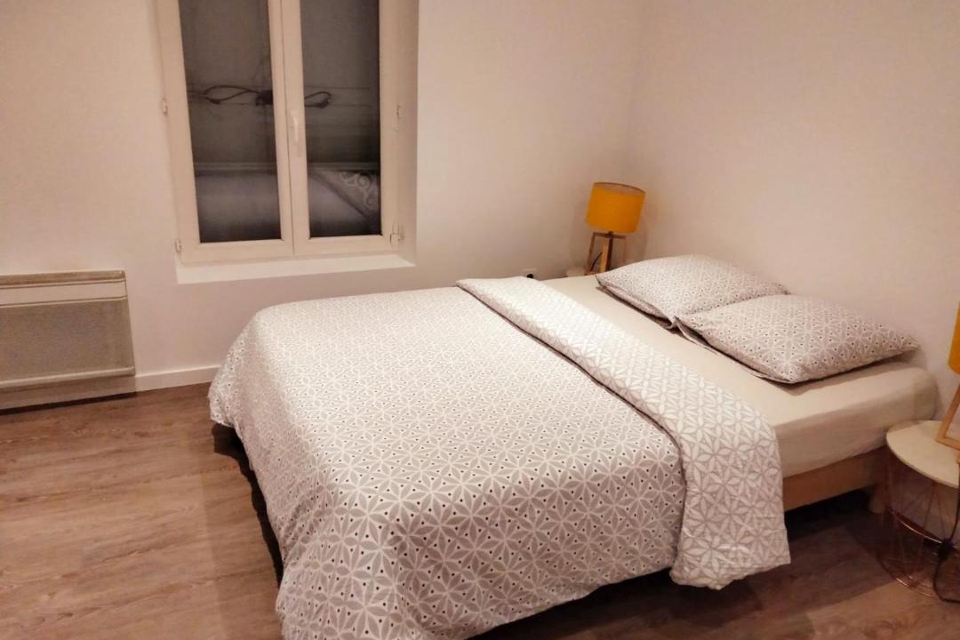 Photo of Bedroom in Saint-Denis