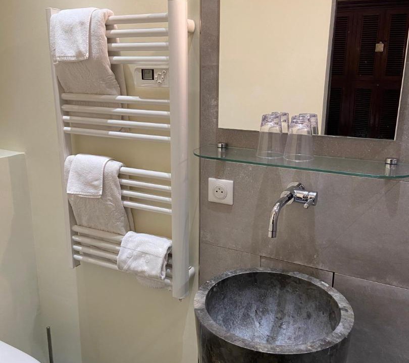 Photo of Bathroom in Chelles