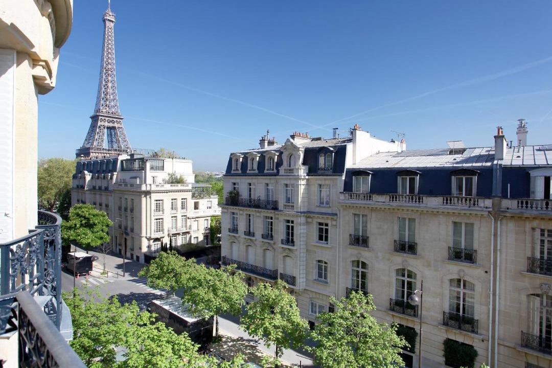 Photo of Buildings in Quartier du Gros-Caillou