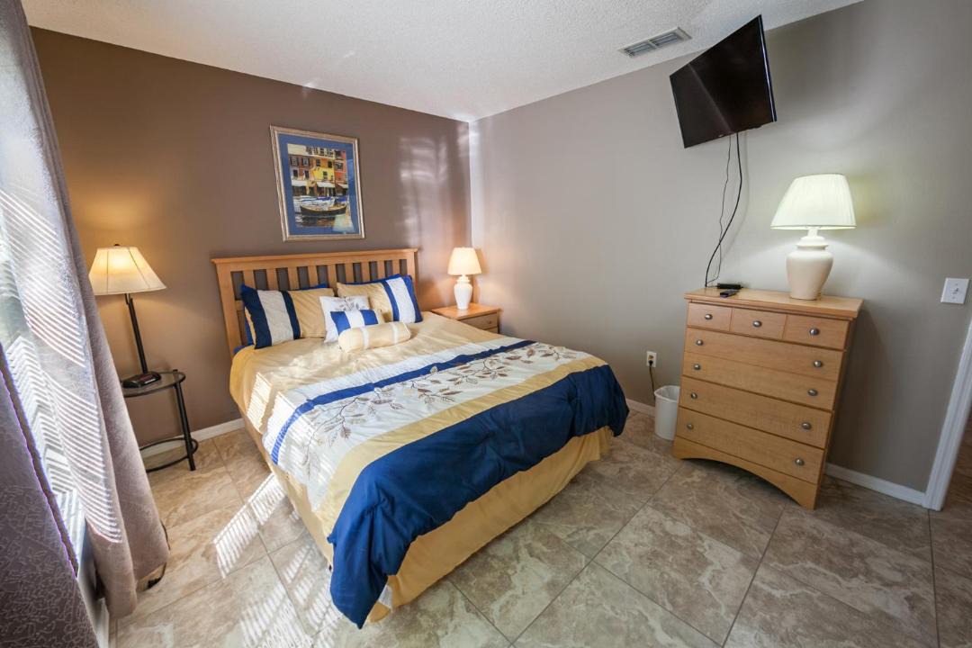 Photo of Bedroom in Haines City