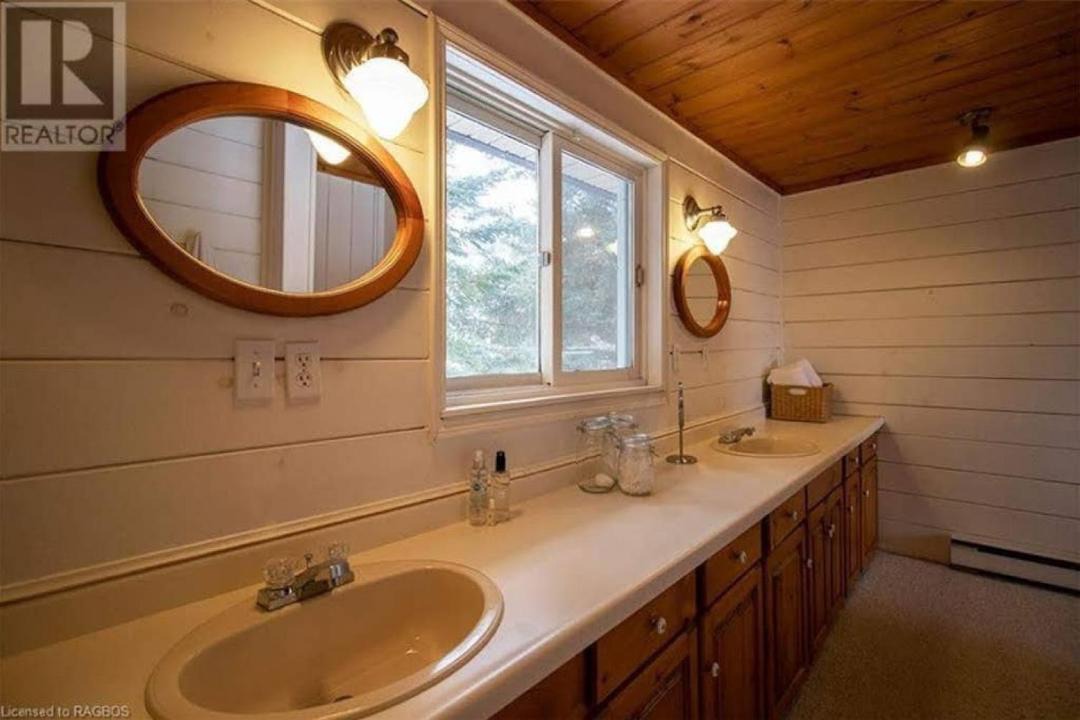 Photo of Bathroom in Kimberley