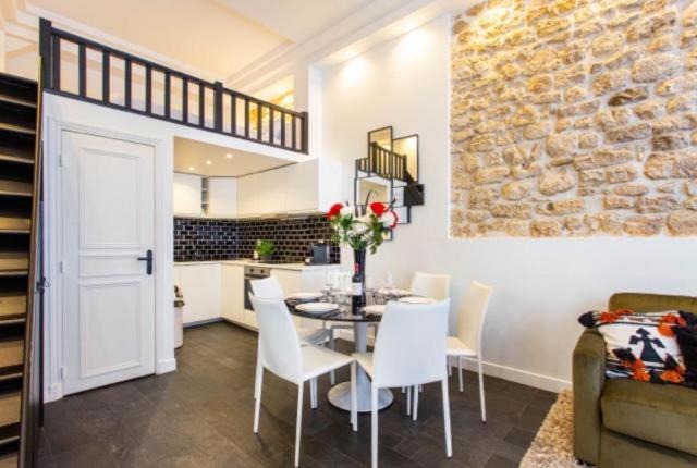 Photo of Livingroom in Bonne-Nouvelle