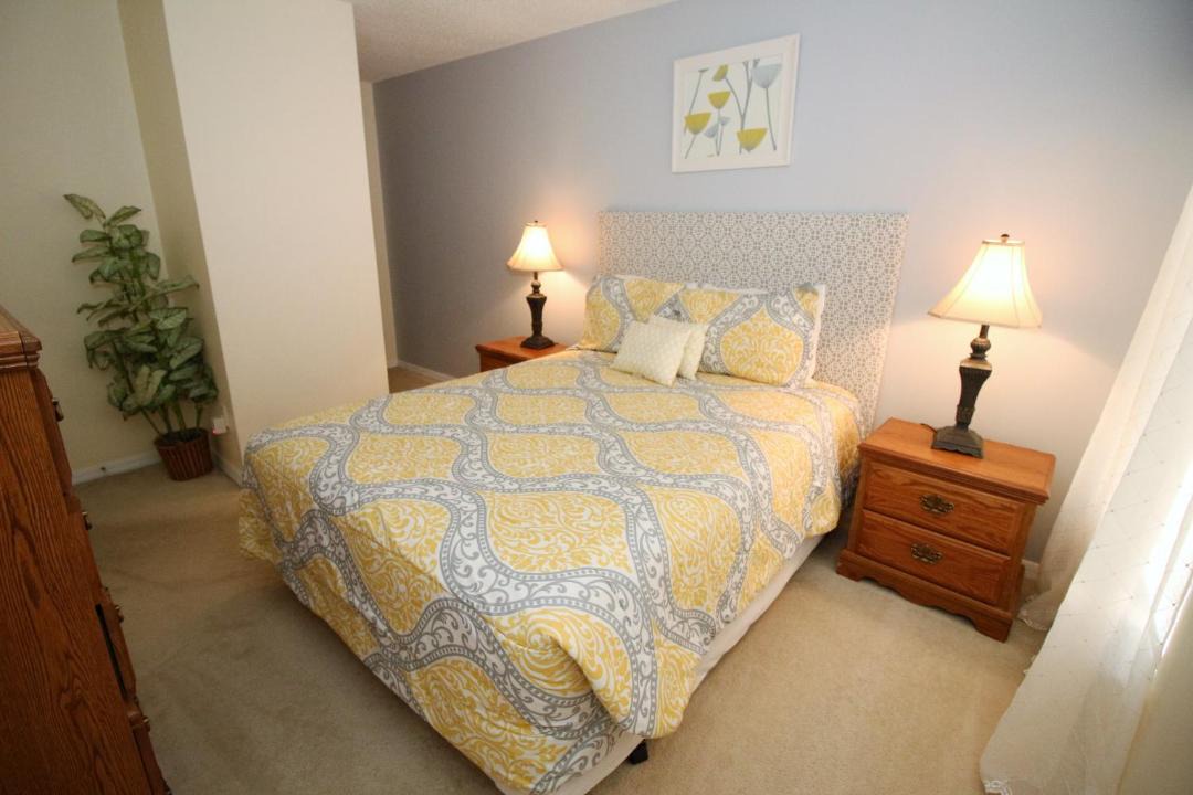 Photo of Bedroom in Seasons