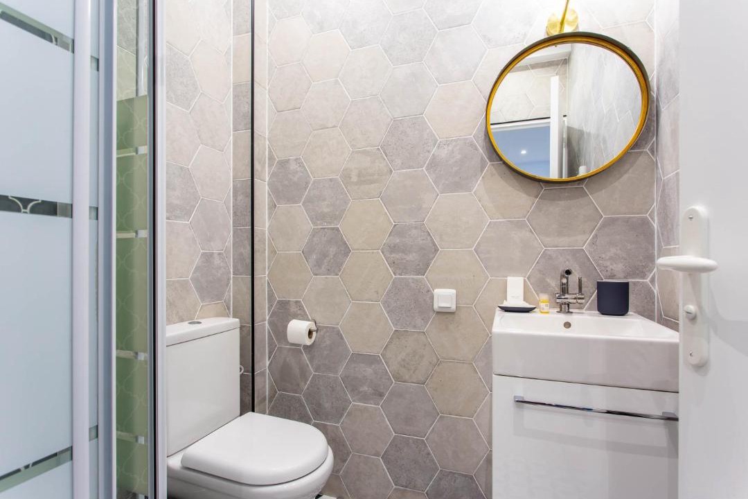 Photo of Bathroom in Saint-Fargeau