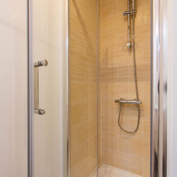 Photo of Bathroom in Saint-Fargeau