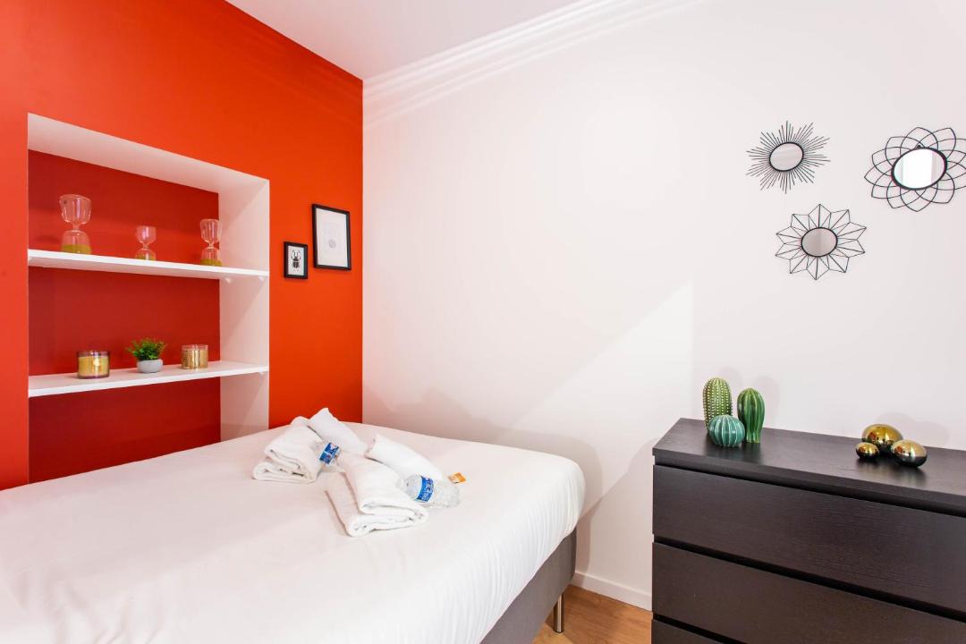 Photo of Bedroom in Saint-Fargeau