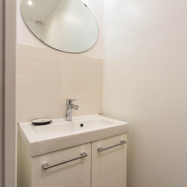 Photo of Bathroom in Saint-Fargeau