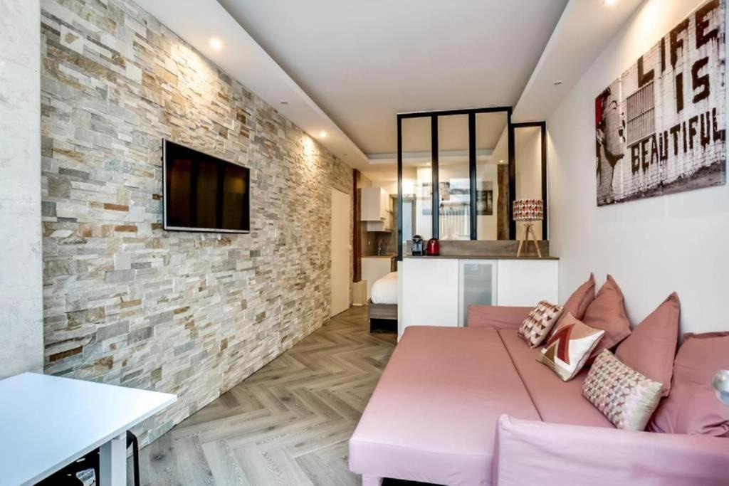 Photo of Livingroom in Chaussee-d'Antin
