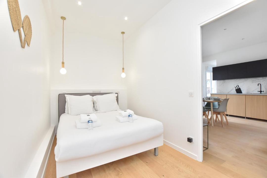 Photo of Bedroom in Saint-Fargeau