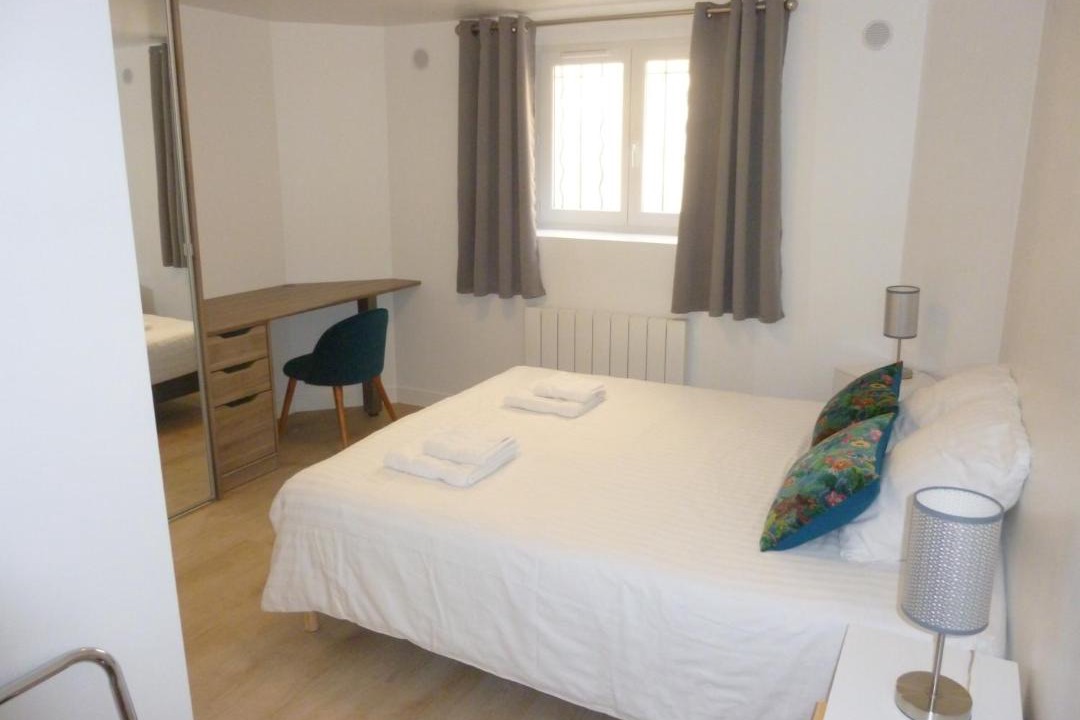 Photo of Bedroom in Centre