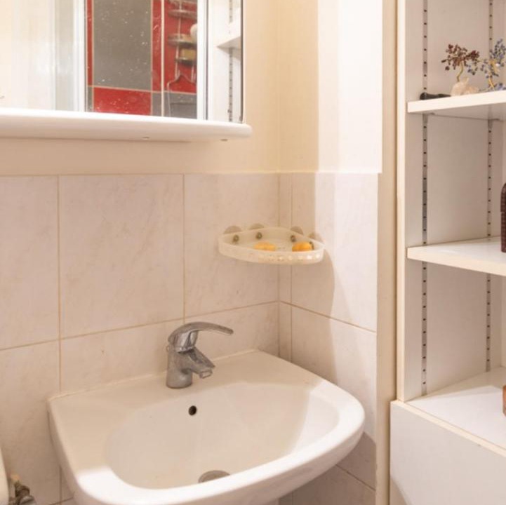 Photo of Bathroom in Pere Lachaise