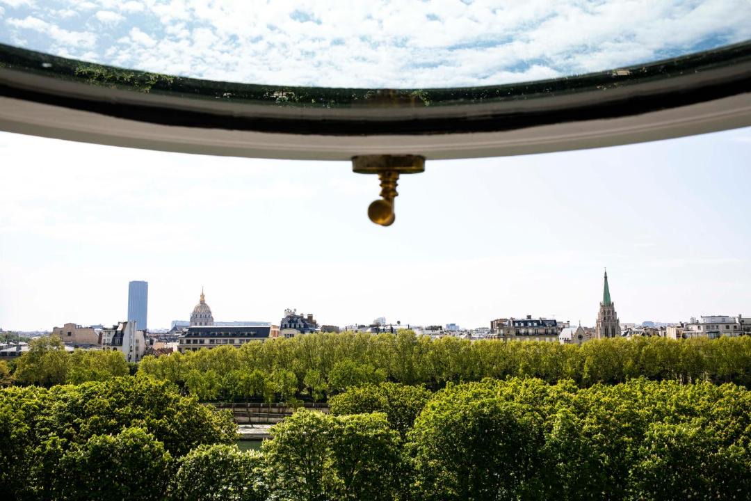 Photo of Others in Champs-Elysees