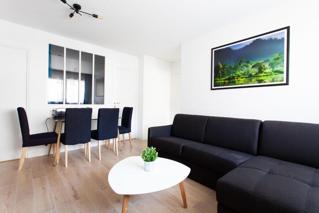 Photo of Livingroom in Belleville