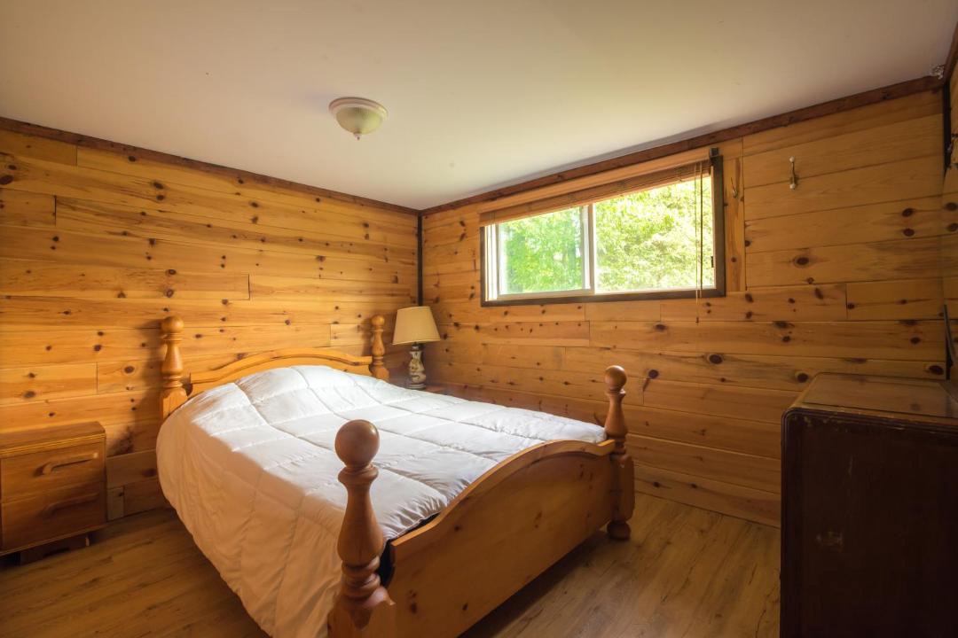 Photo of Bedroom in Minden Hills