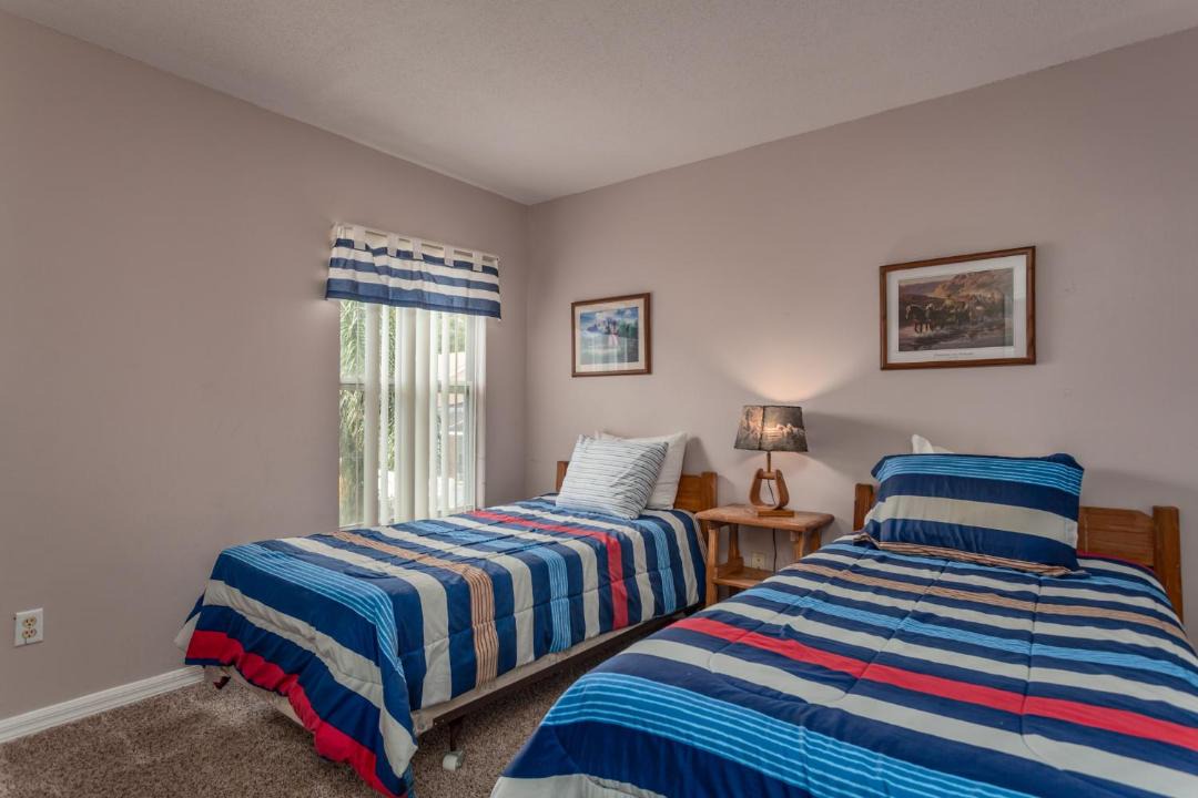 Photo of Bedroom in Lake Davenport Estates