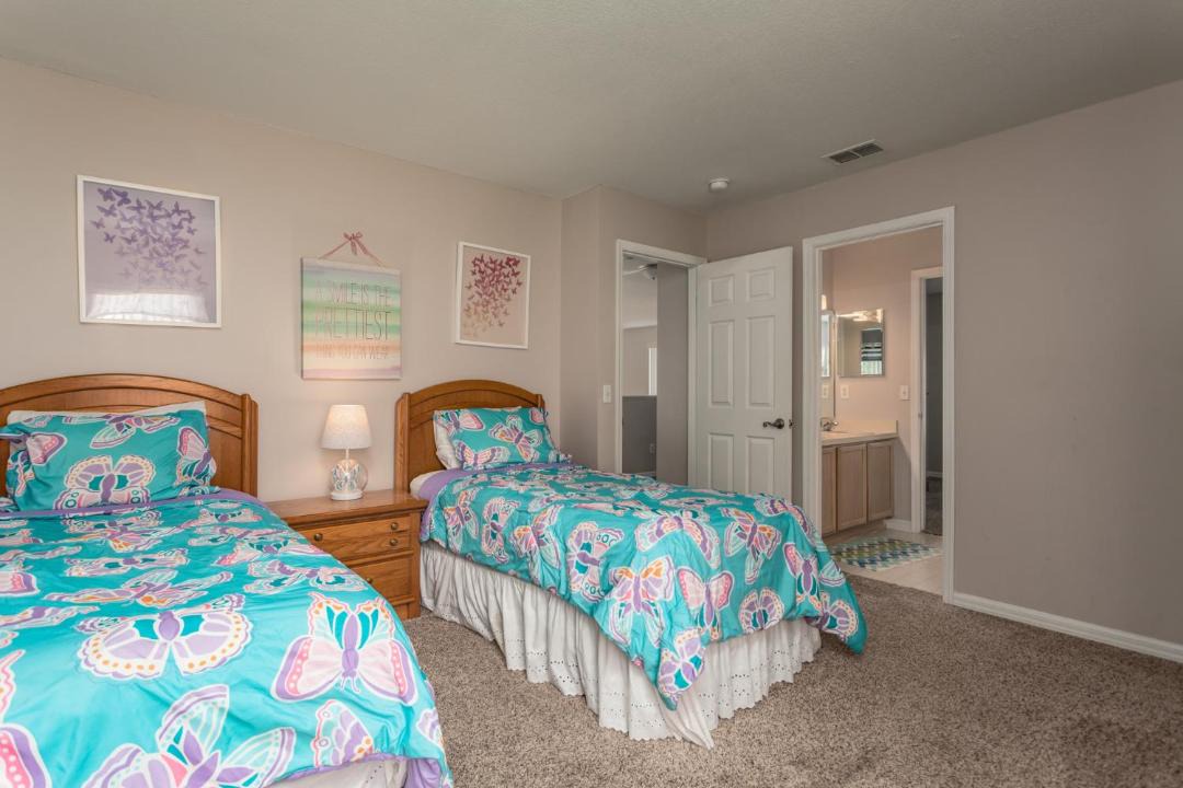 Photo of Others in Lake Davenport Estates