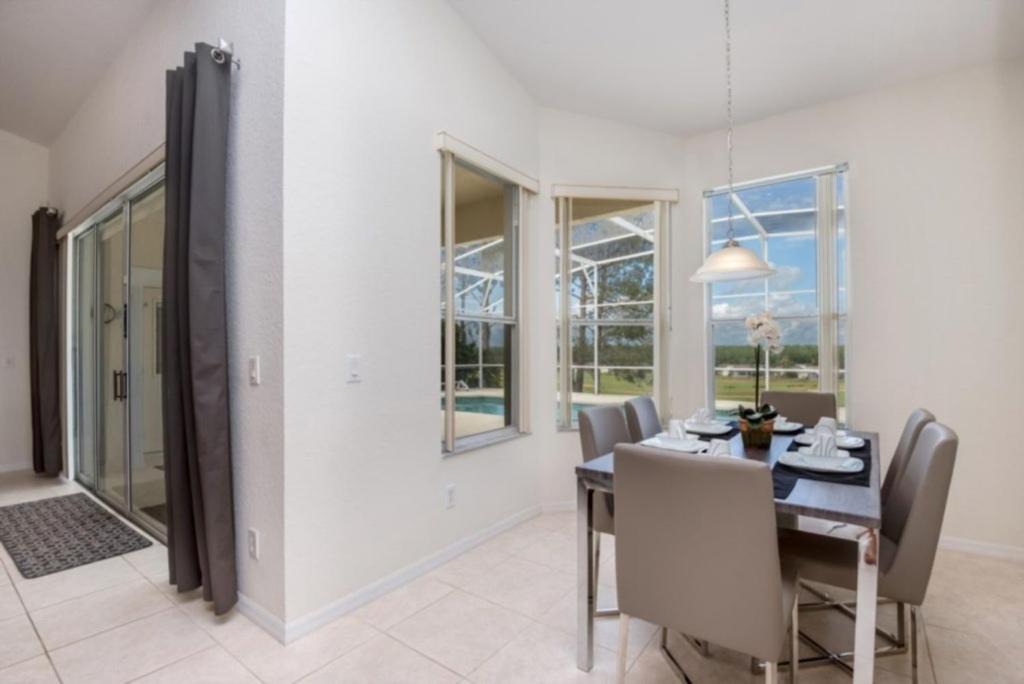 Photo of Livingroom in Highlands Reserve