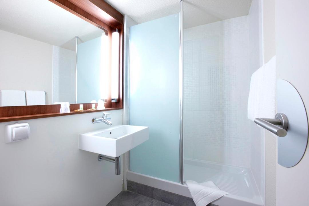 Photo of Bathroom in Roissy-en-France