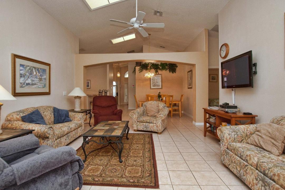 Photo of Livingroom in Windsor Palms