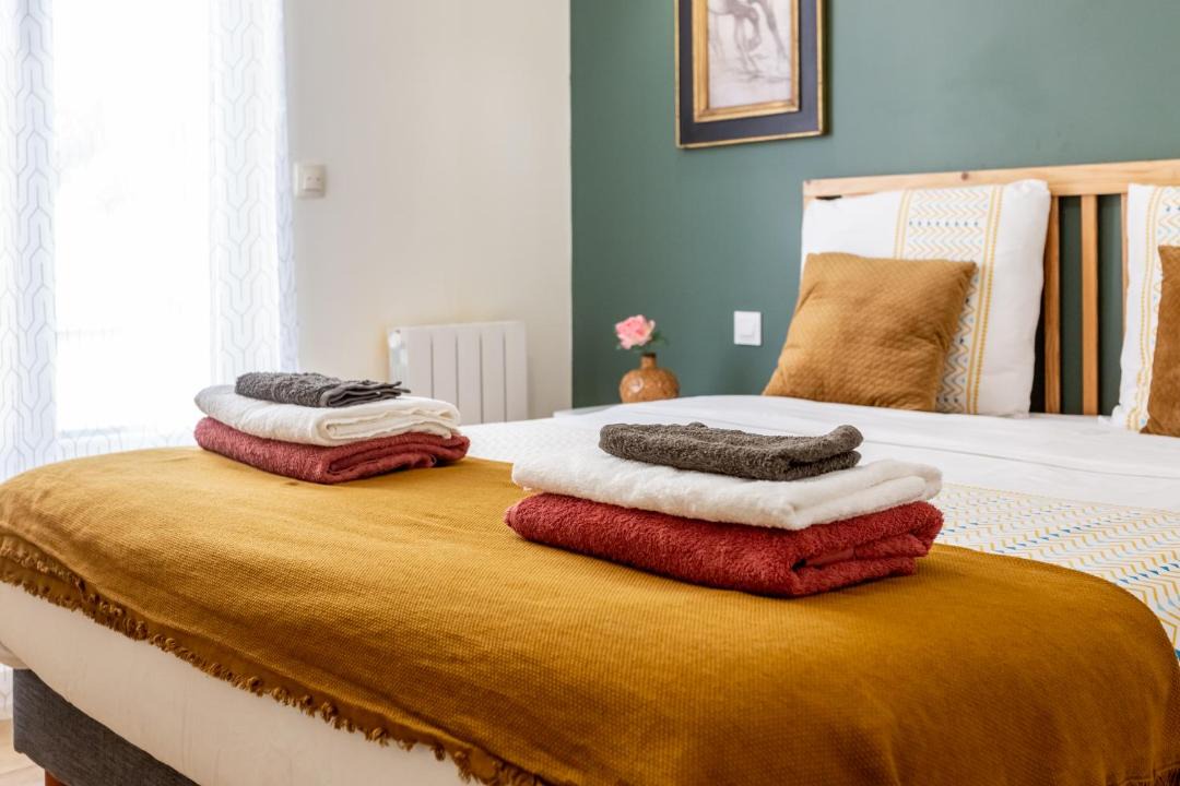 Photo of Bedroom in Les Puces de Saint-Ouen