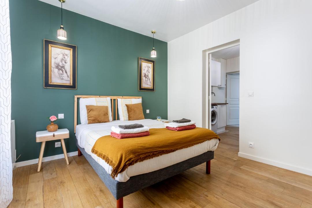 Photo of Bedroom in Les Puces de Saint-Ouen