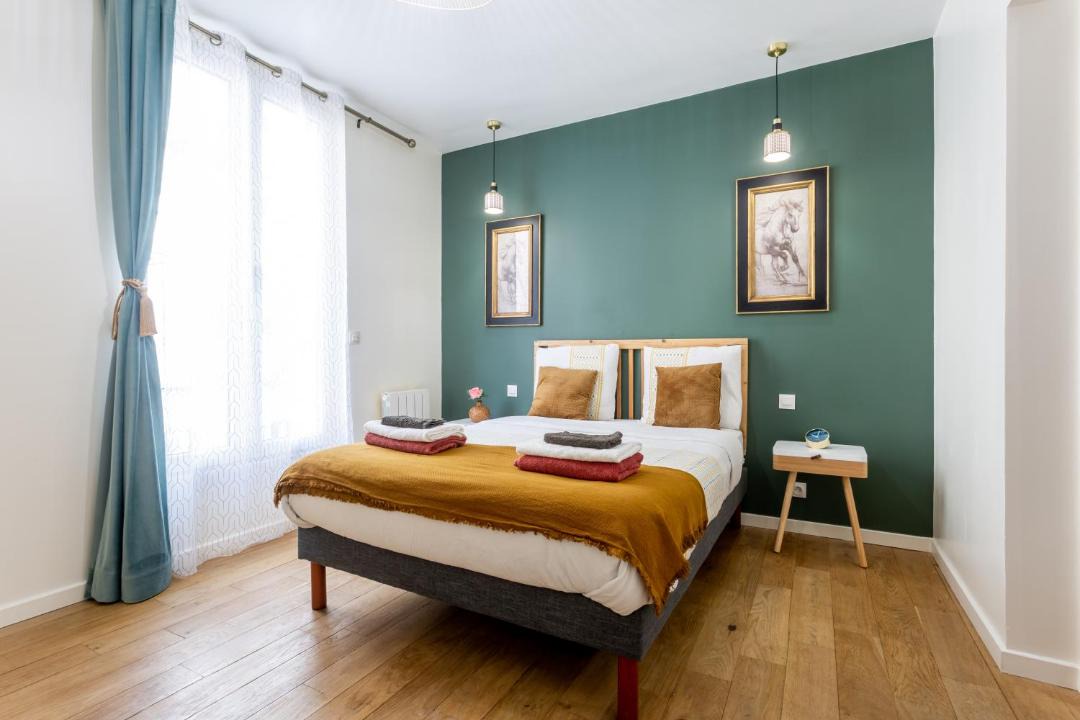 Photo of Bedroom in Les Puces de Saint-Ouen