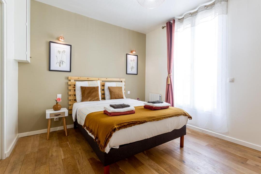 Photo of Bedroom in Les Puces de Saint-Ouen