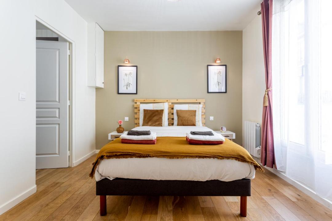 Photo of Bedroom in Les Puces de Saint-Ouen