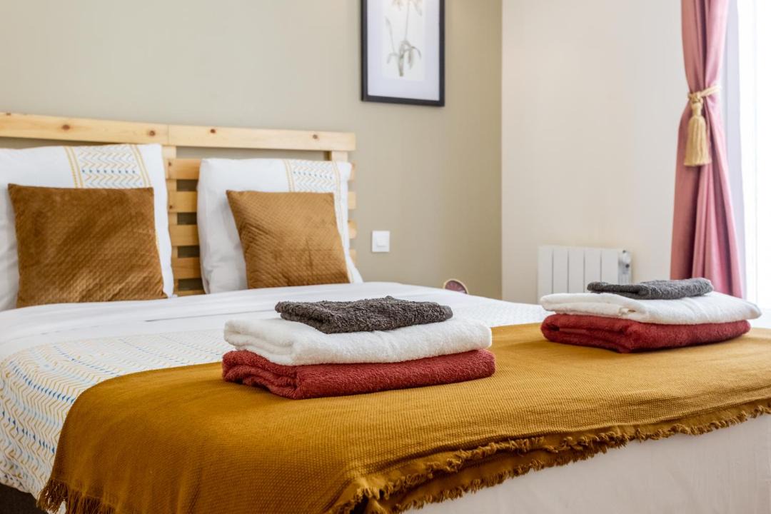 Photo of Bedroom in Les Puces de Saint-Ouen