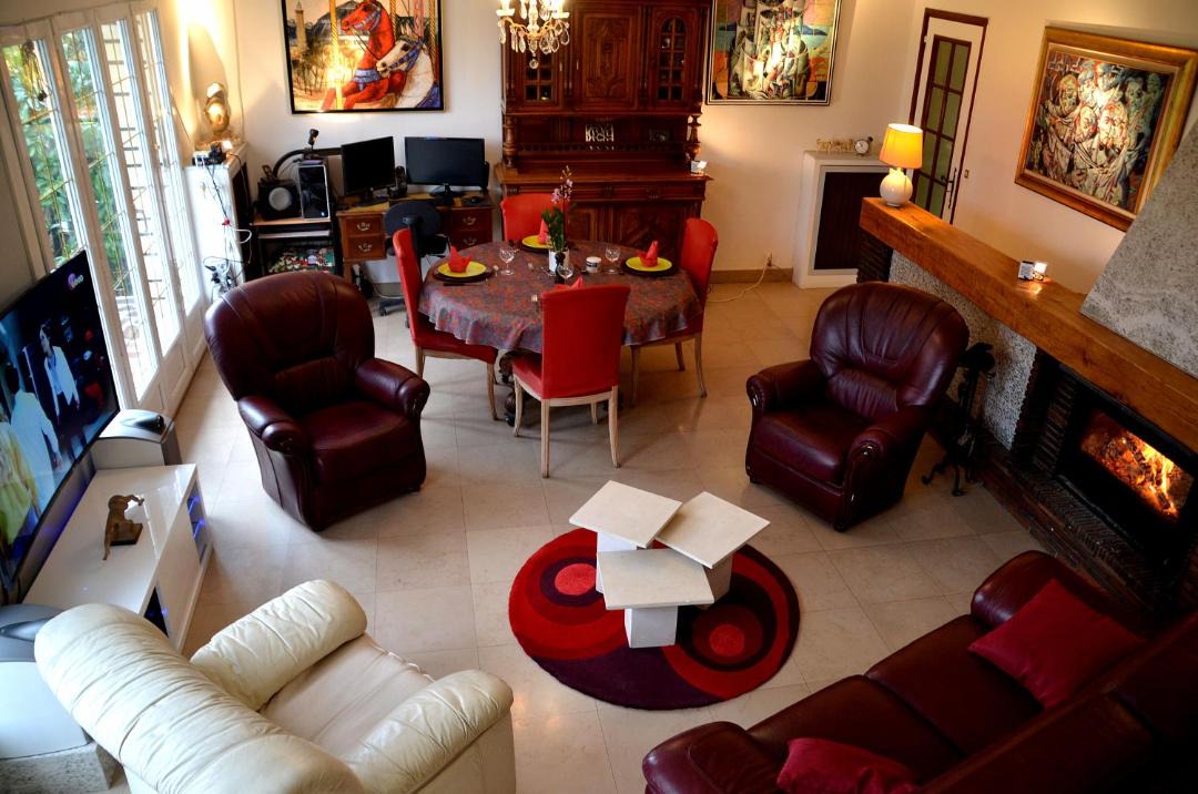 Photo of Livingroom in Saint-Thibault-des-Vignes