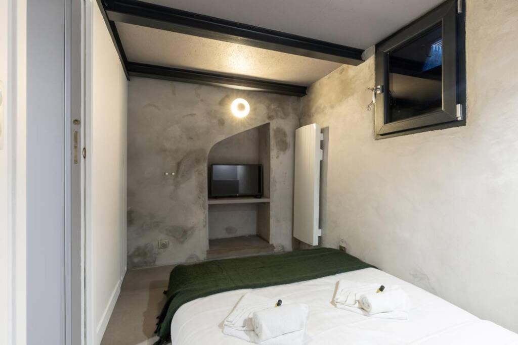 Photo of Bedroom in Palais-Royal