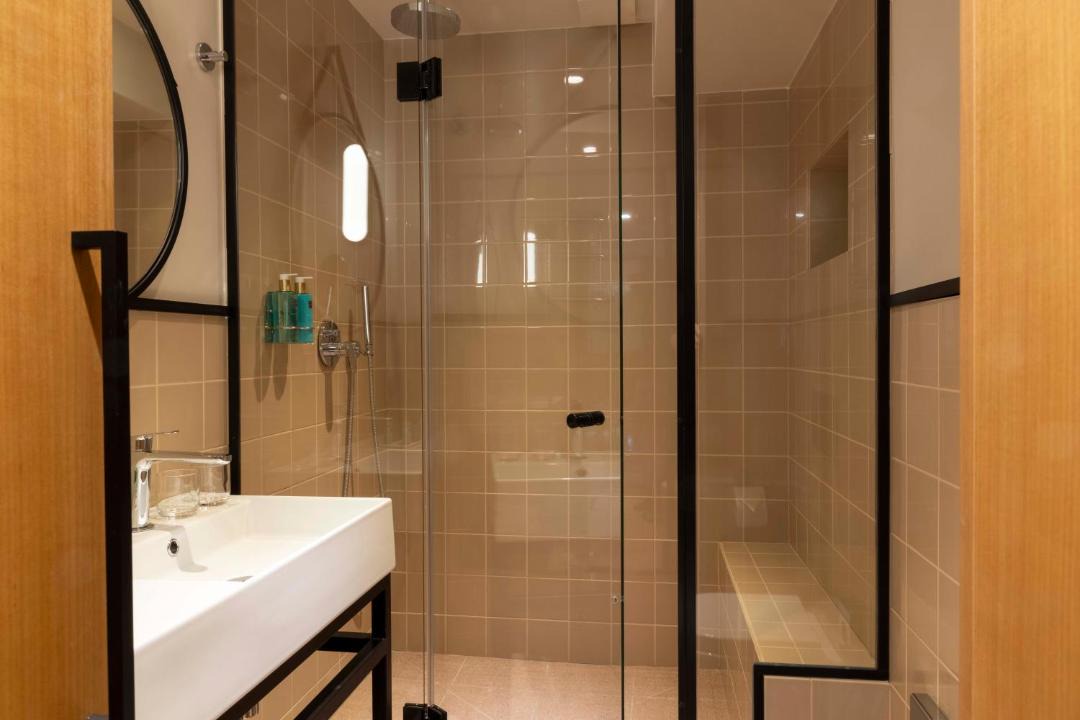 Photo of Bathroom in Neuilly-sur-Seine