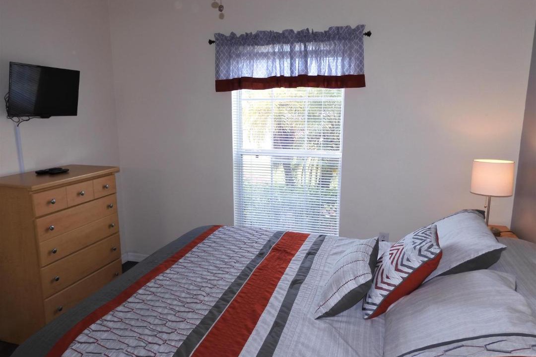 Photo of Bedroom in Lake Wilson Preserve