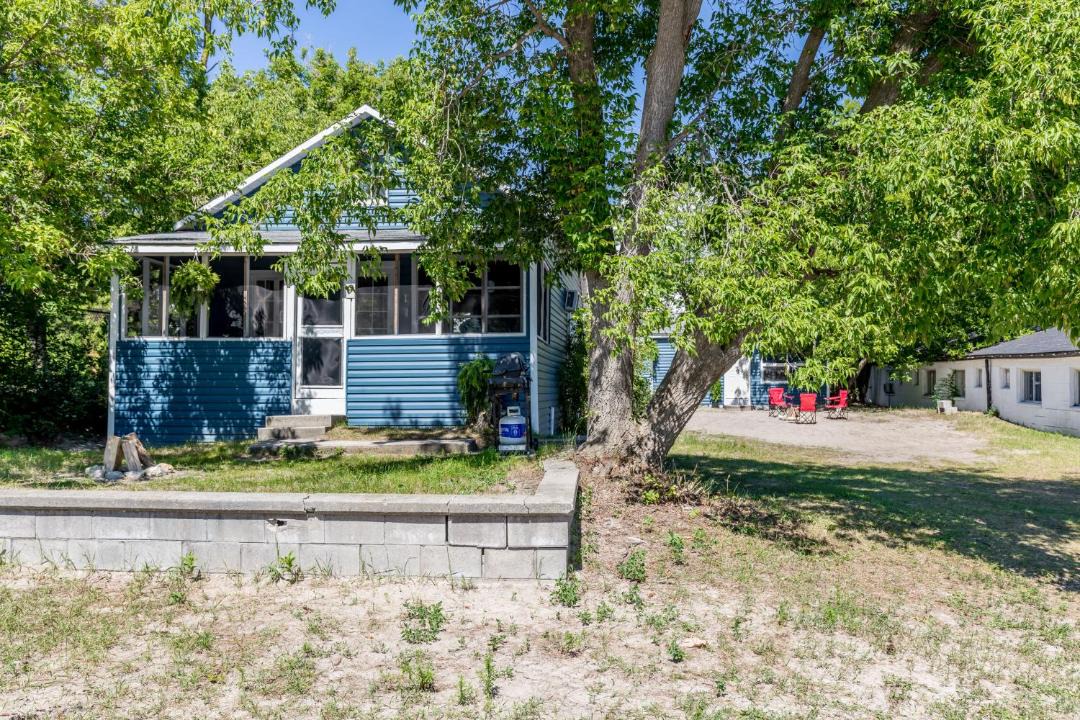 Photo of Buildings in Wasaga Beach