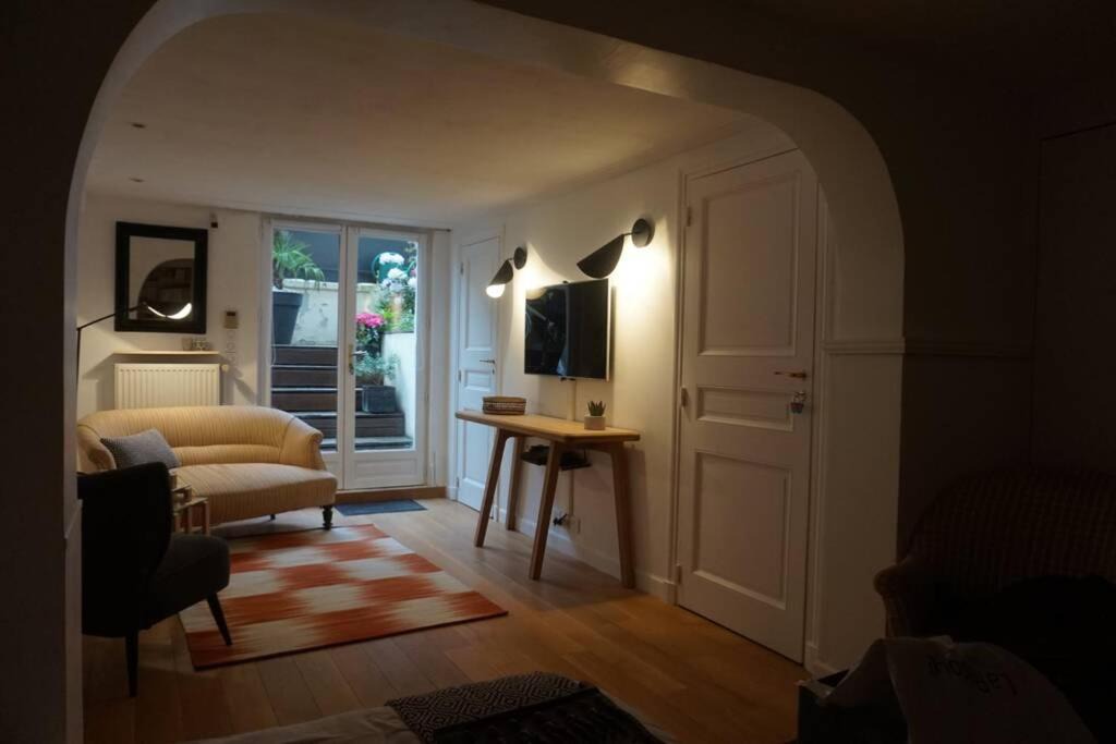 Photo of Livingroom in Levallois-Perret