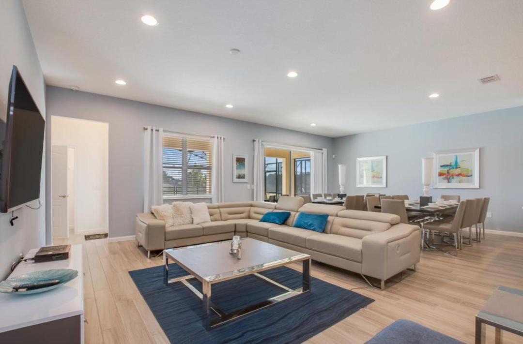Photo of Livingroom in Loughman